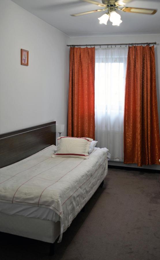 Będzin Gosciniec Czarci Mlyn B&B 외부 사진