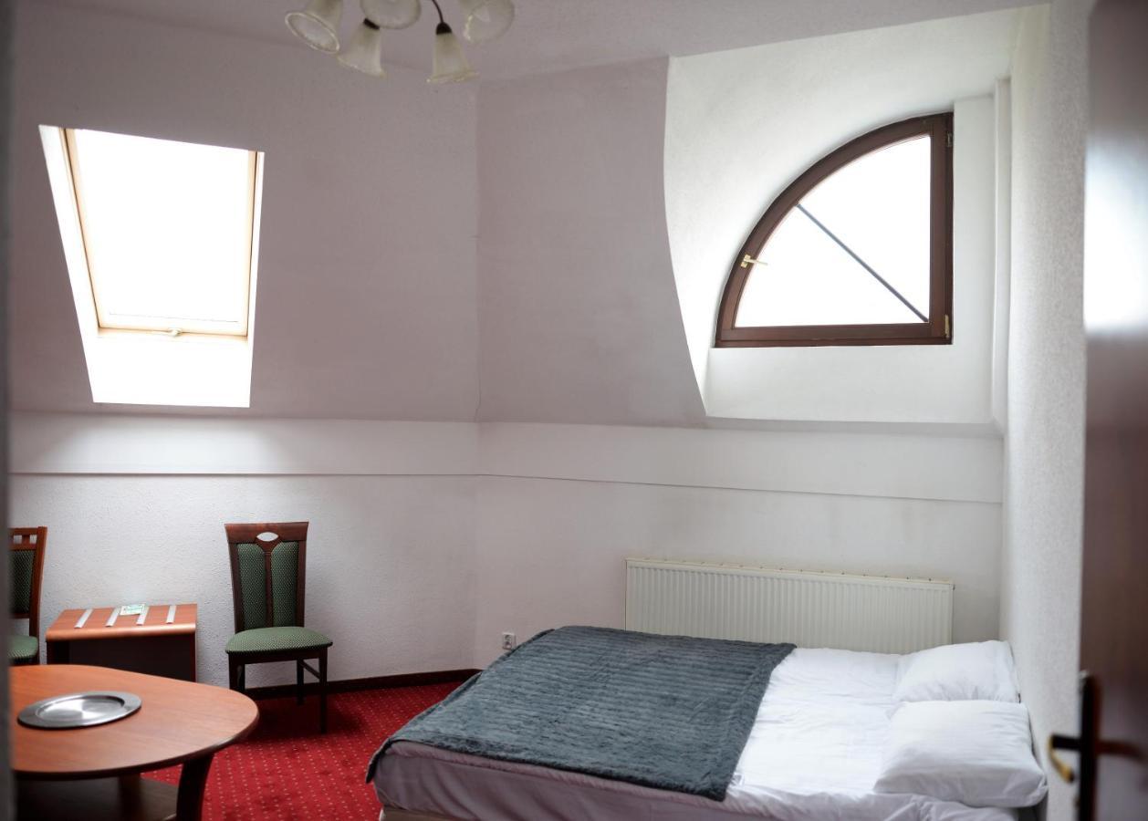 Będzin Gosciniec Czarci Mlyn B&B 외부 사진