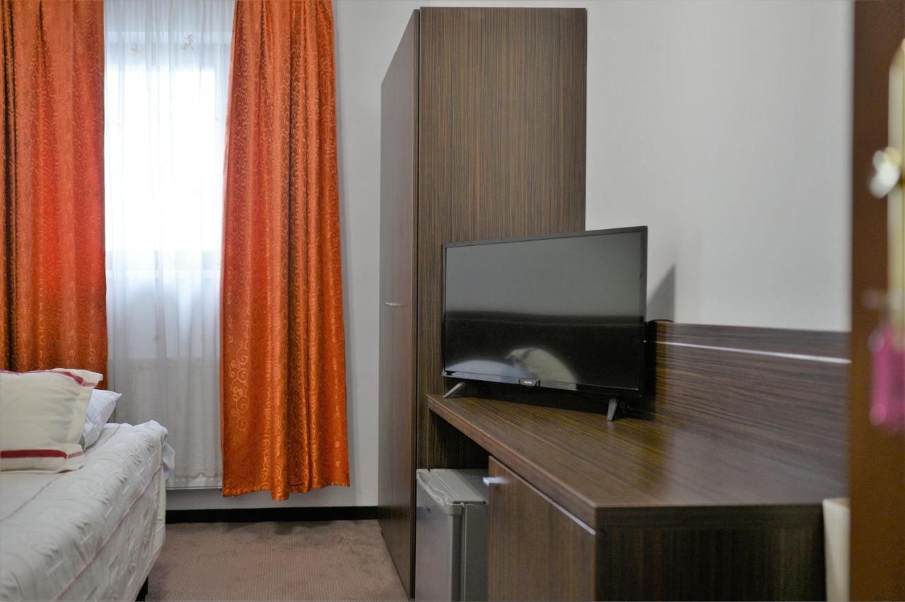 Będzin Gosciniec Czarci Mlyn B&B 외부 사진