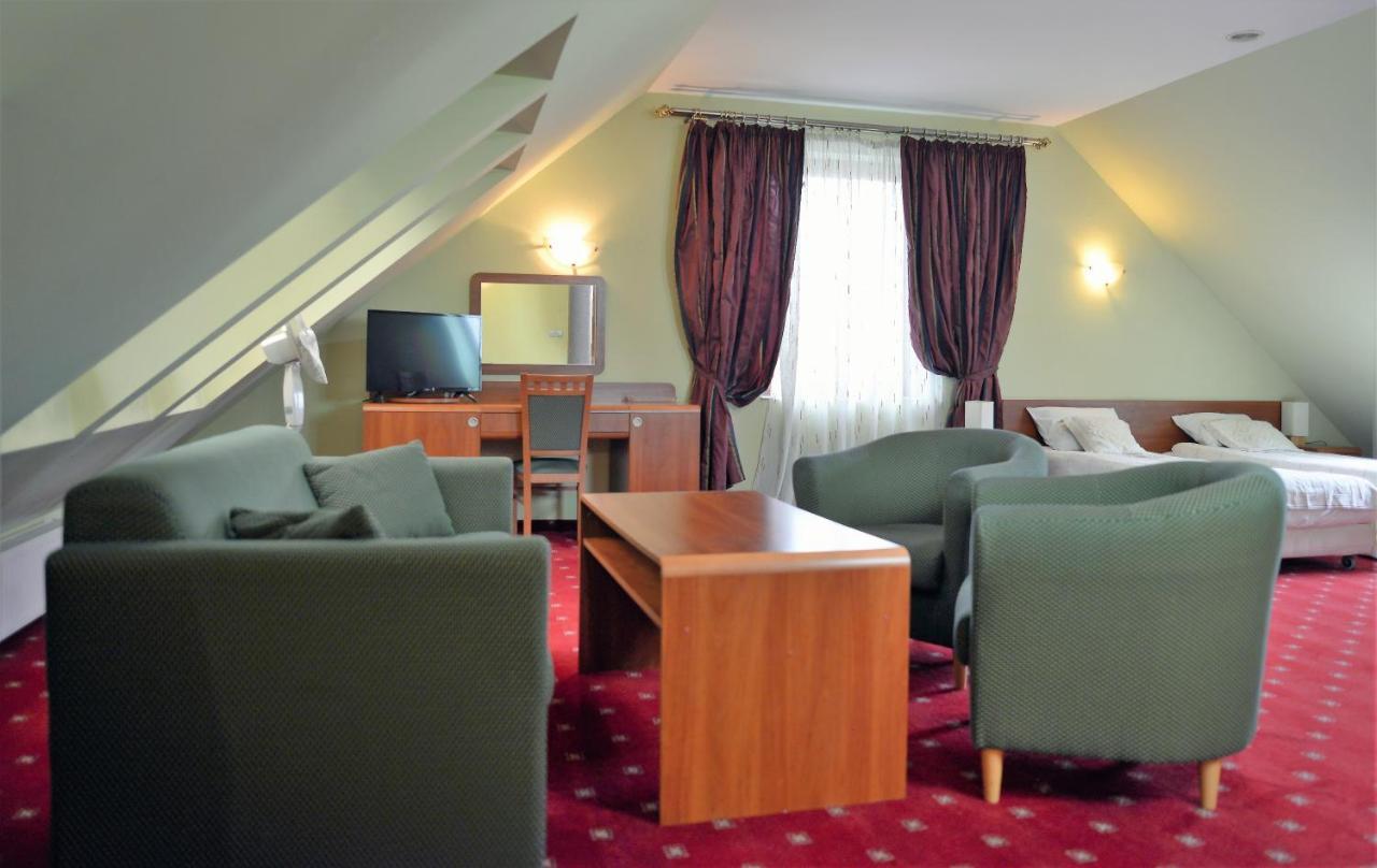 Będzin Gosciniec Czarci Mlyn B&B 외부 사진
