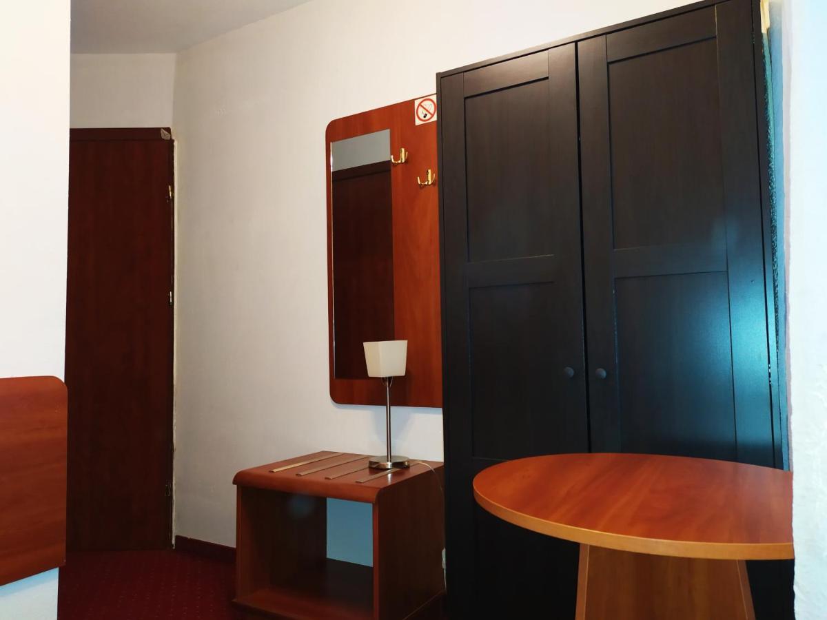 Będzin Gosciniec Czarci Mlyn B&B 외부 사진