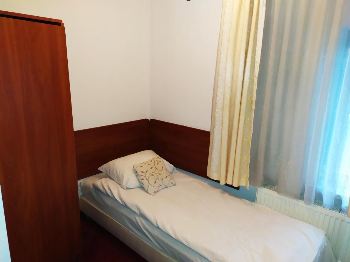 Będzin Gosciniec Czarci Mlyn B&B 외부 사진